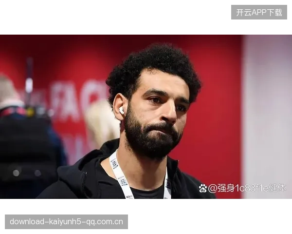 利物浦长传反击速度惊人，萨拉赫门前施射再下一城